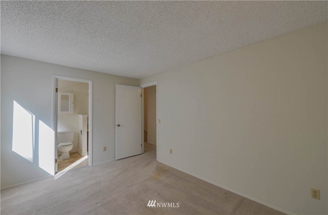 16517 132nd Place Southeast Renton, WA 98058 - Photo 18 of 19 Gallery Image 18