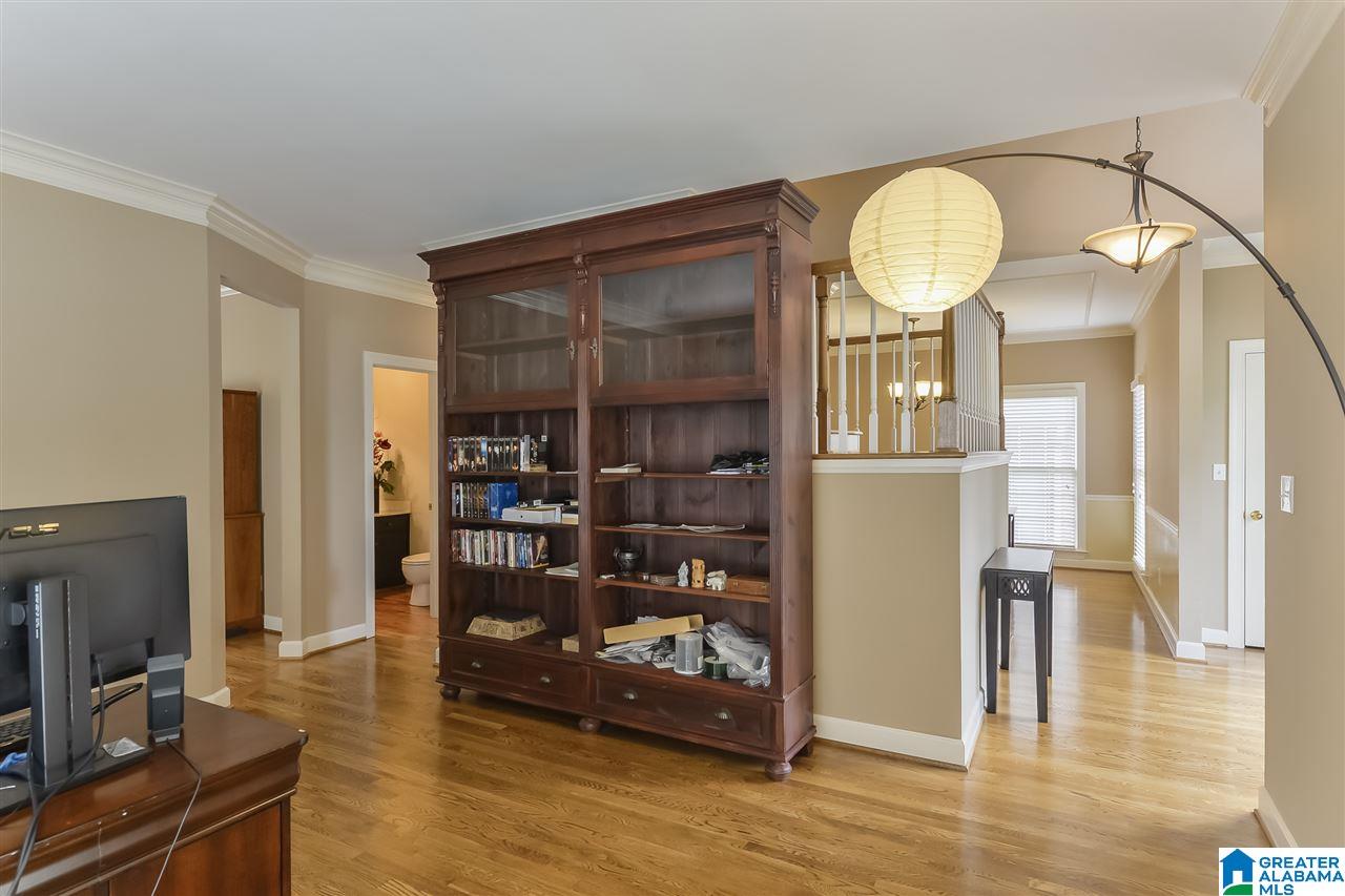 521 Meadow Ridge Circle Birmingham, AL 35242 - Photo 10 of 50
