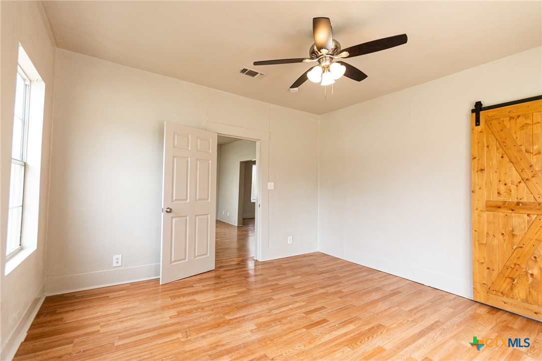 905 North 9th Street Temple, TX 76501 - Photo 19 of 36