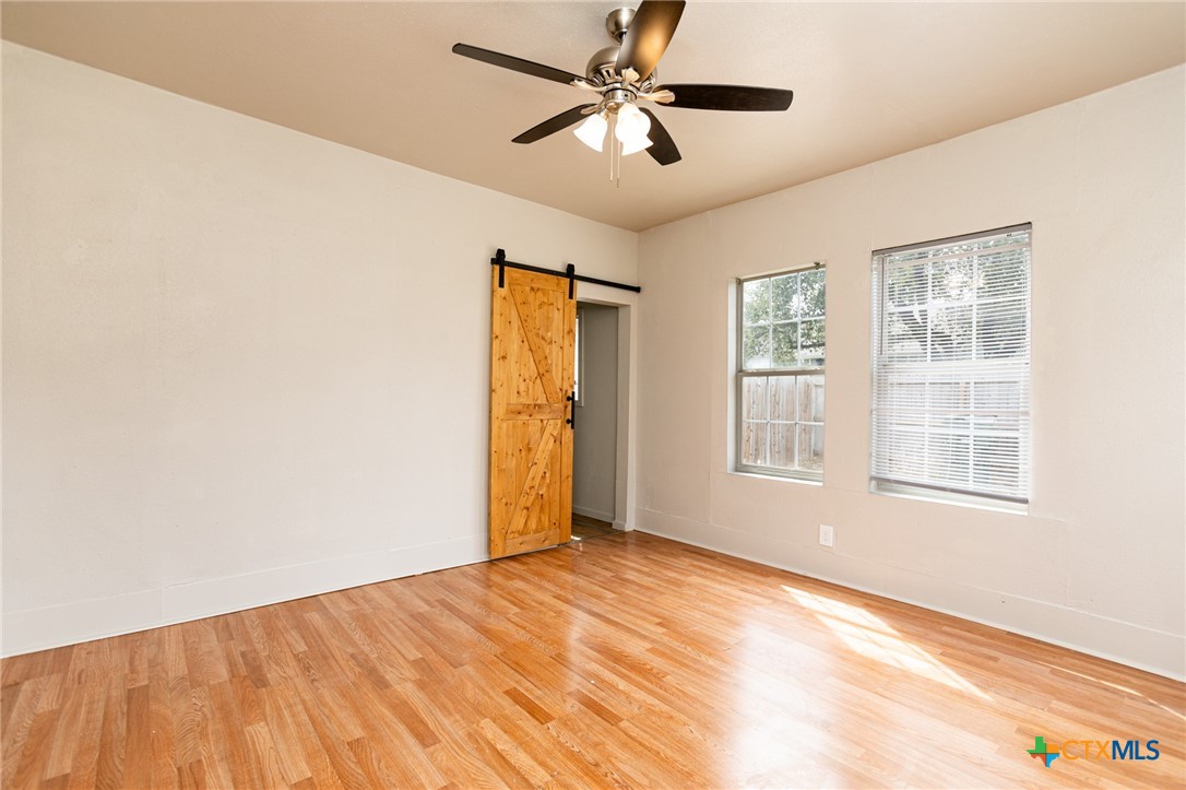 905 North 9th Street Temple, TX 76501 - Photo 20 of 36