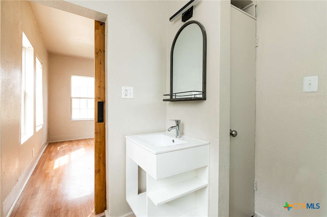 905 North 9th Street Temple, TX 76501 - Photo 22 of 36