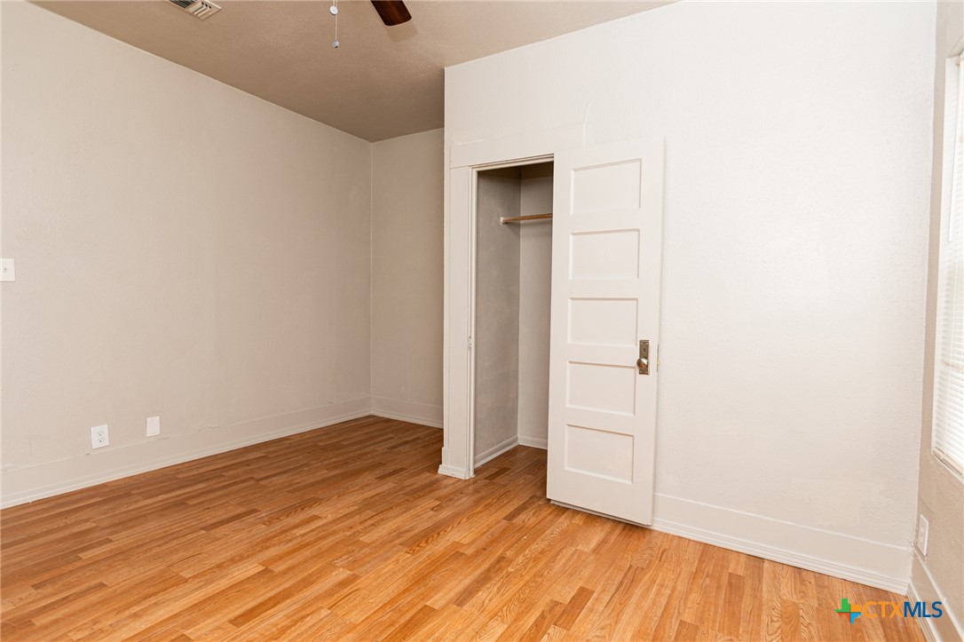 905 North 9th Street Temple, TX 76501 - Photo 23 of 36