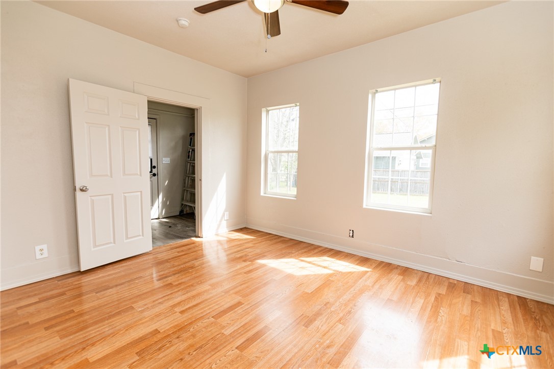 905 North 9th Street Temple, TX 76501 - Photo 29 of 36