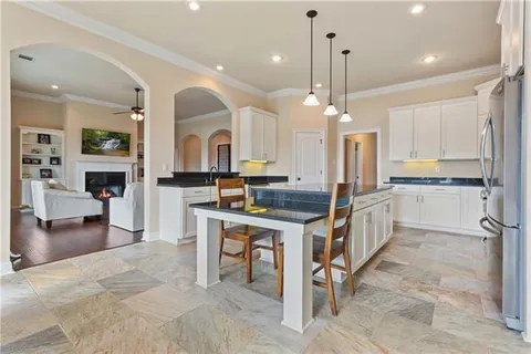 $534,900 | 402 Long Lake Drive, Covington, LA 70435