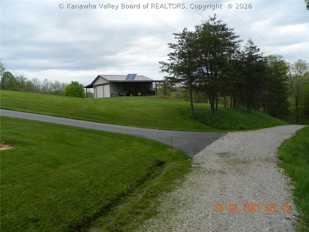 26 Ridgeview Acrs Le Roy, WV 25252 - Photo 36 of 50 Gallery Image 36