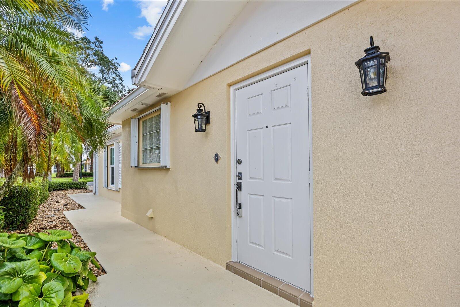 918 Southwest Balmoral Trace Stuart, FL 34997 - Photo 3 of 45 Entrance