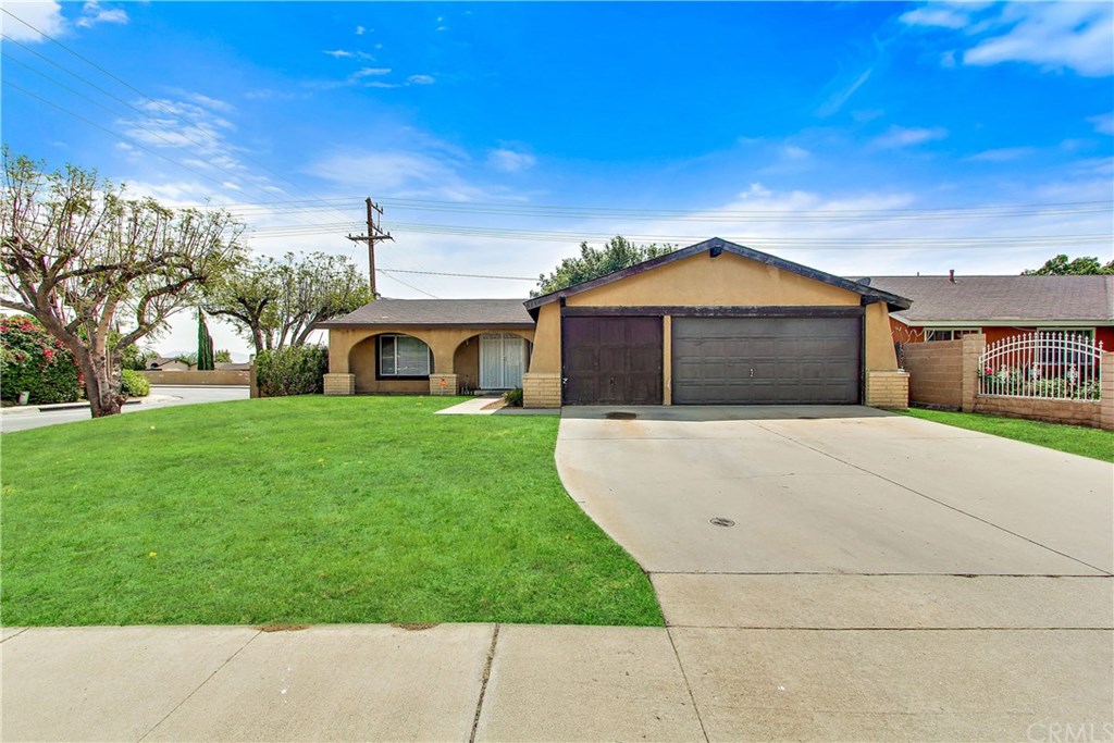 901 West Fromer Street Rialto, CA 92376 - Photo 1 of 1 Gallery Image 1