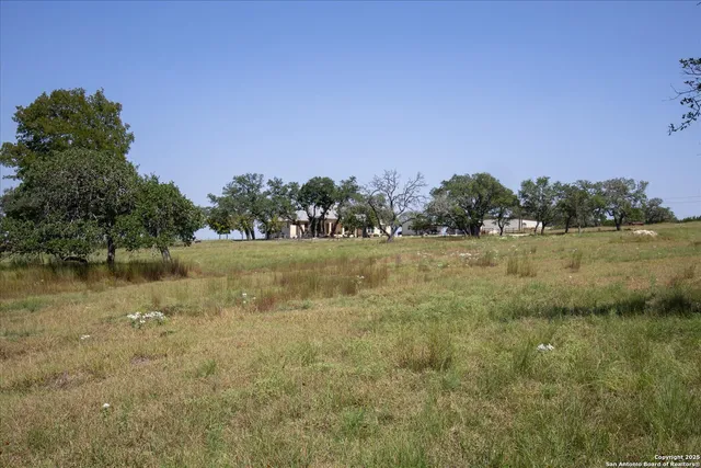 $1,325,000 | 34 Cravey Road, Boerne, TX 78006