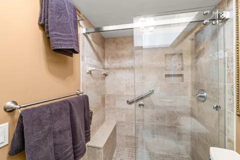 $199,000 | 1118 Lake Terrace, Unit 217H, Boynton Beach, FL 33426