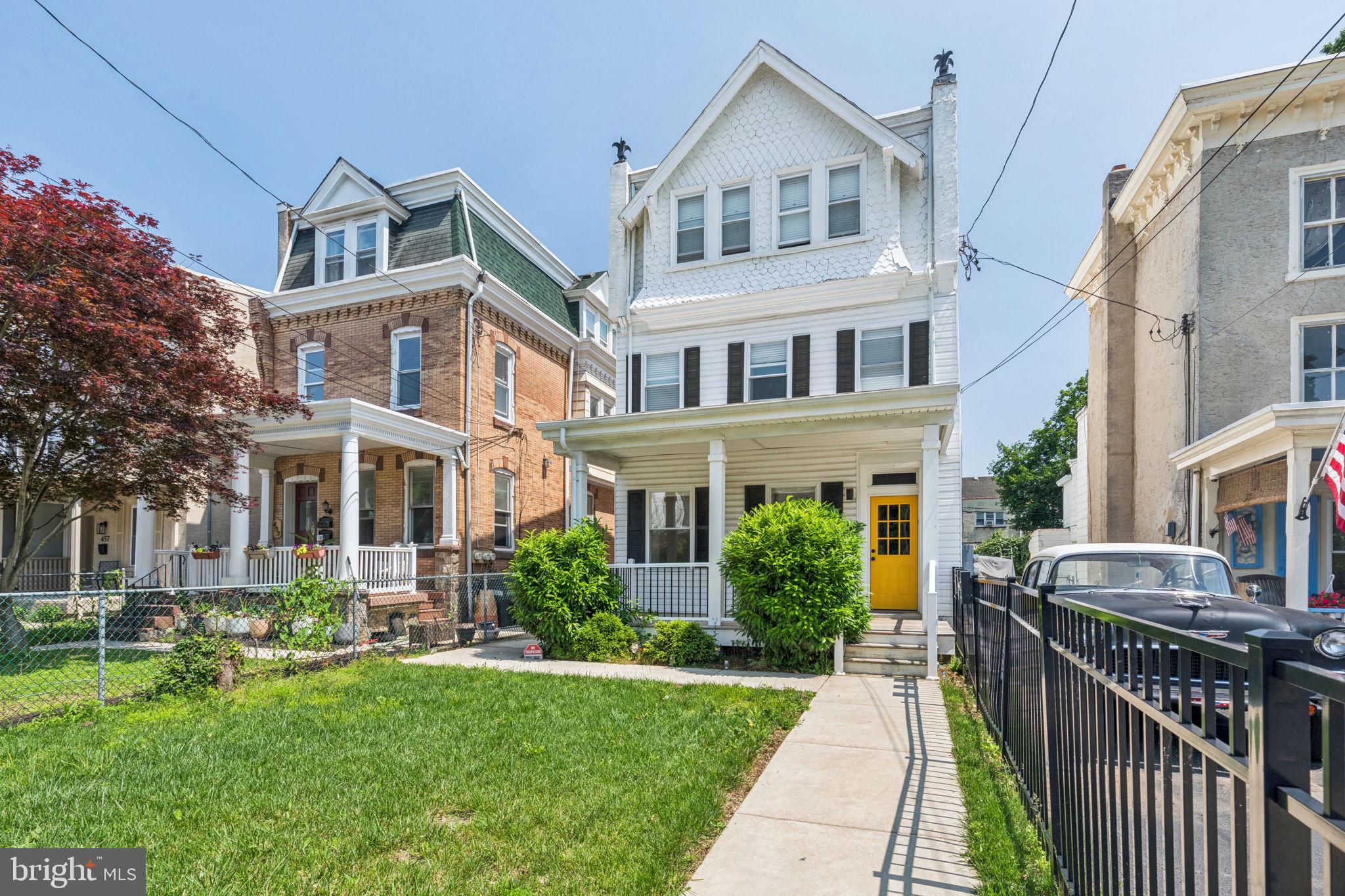 451 Green Lane Philadelphia, PA 19128 - Photo 20 of 22 a front view of a house with garden