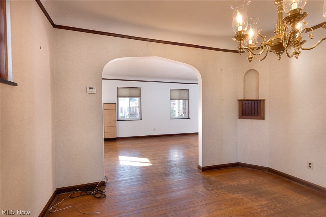 17839 Windward Road Cleveland, OH 44119 - Photo 9 of 35 Looking from dining room into living room...