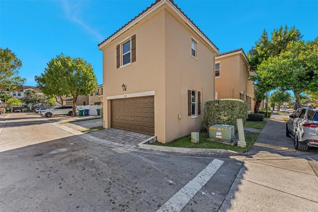 $3,300 | 9205 Southwest 170th Place, Miami, FL 33196