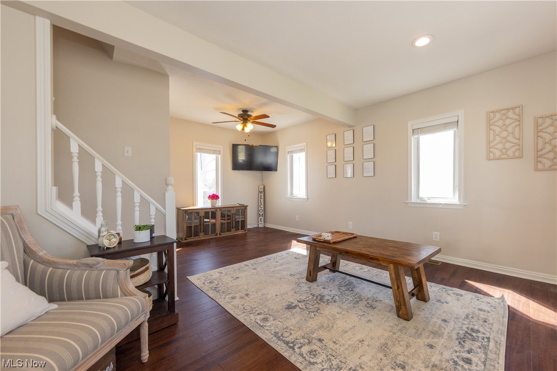 1603 Roselawn Road Cleveland, OH 44124 - Photo 2 of 35 Gallery Image 2