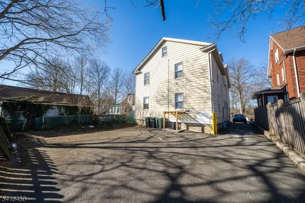 $4,200 | 50 Brookwood Drive, Unit B, Maplewood, NJ 07040