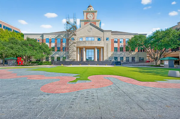 $1,850 | 2299 Lone Star Drive, Unit 444, Sugar Land, TX 77479