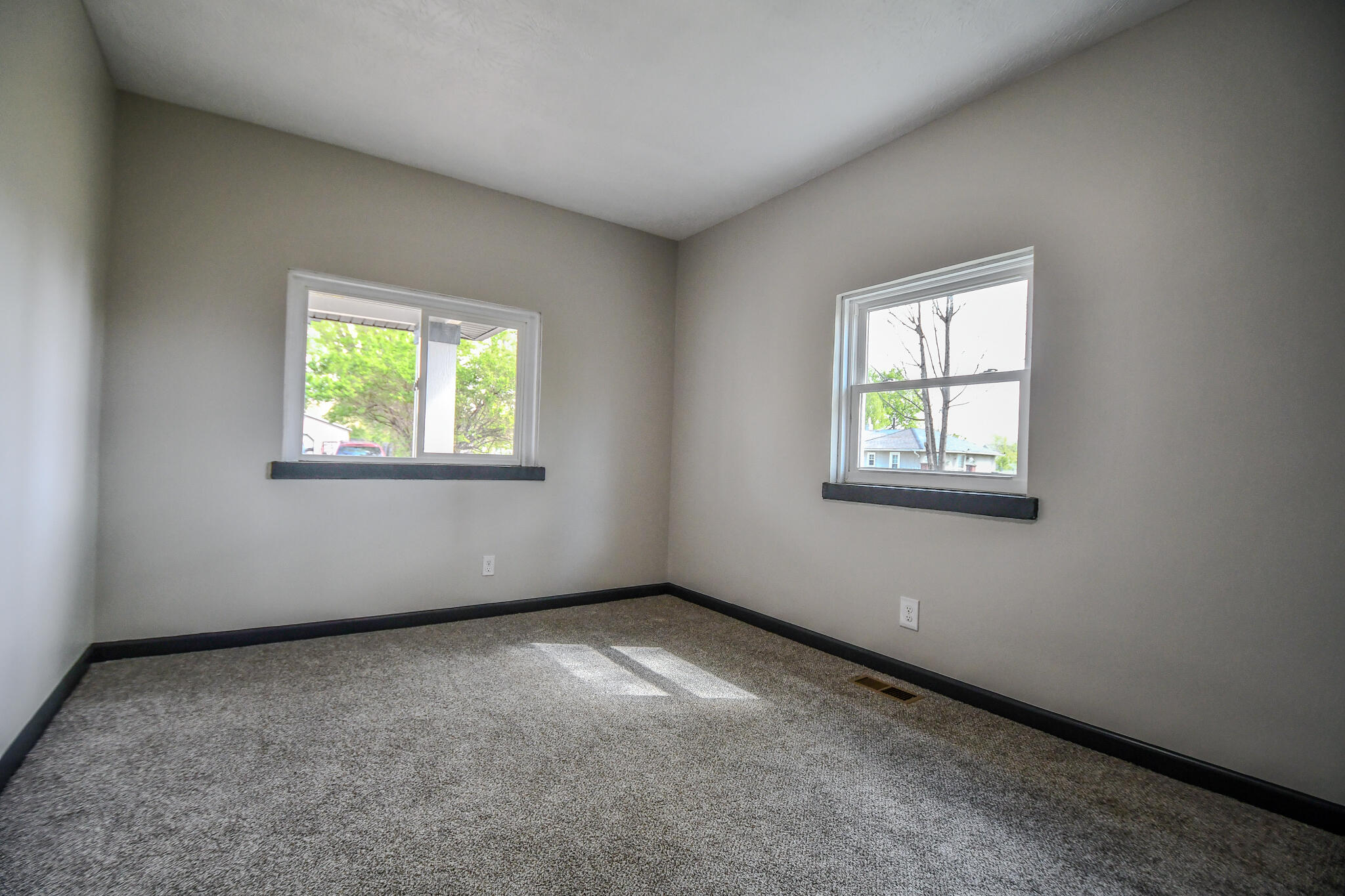 19 University Road Medway, OH 45341 - Photo 23 of 33 24