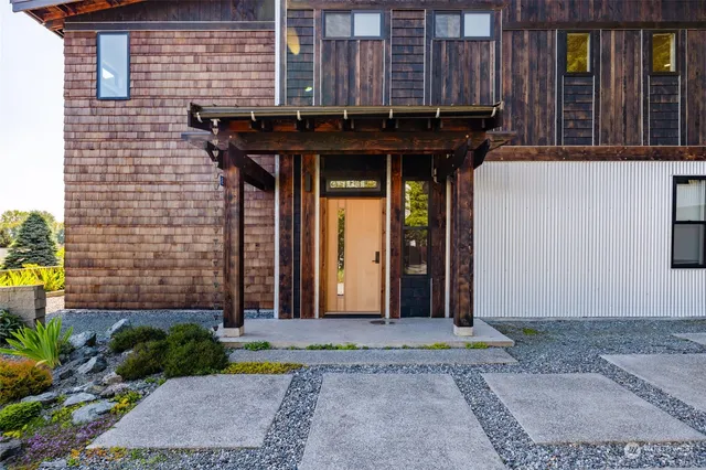 $795,000 | 840 Shoshone Drive, La Conner, WA 98257