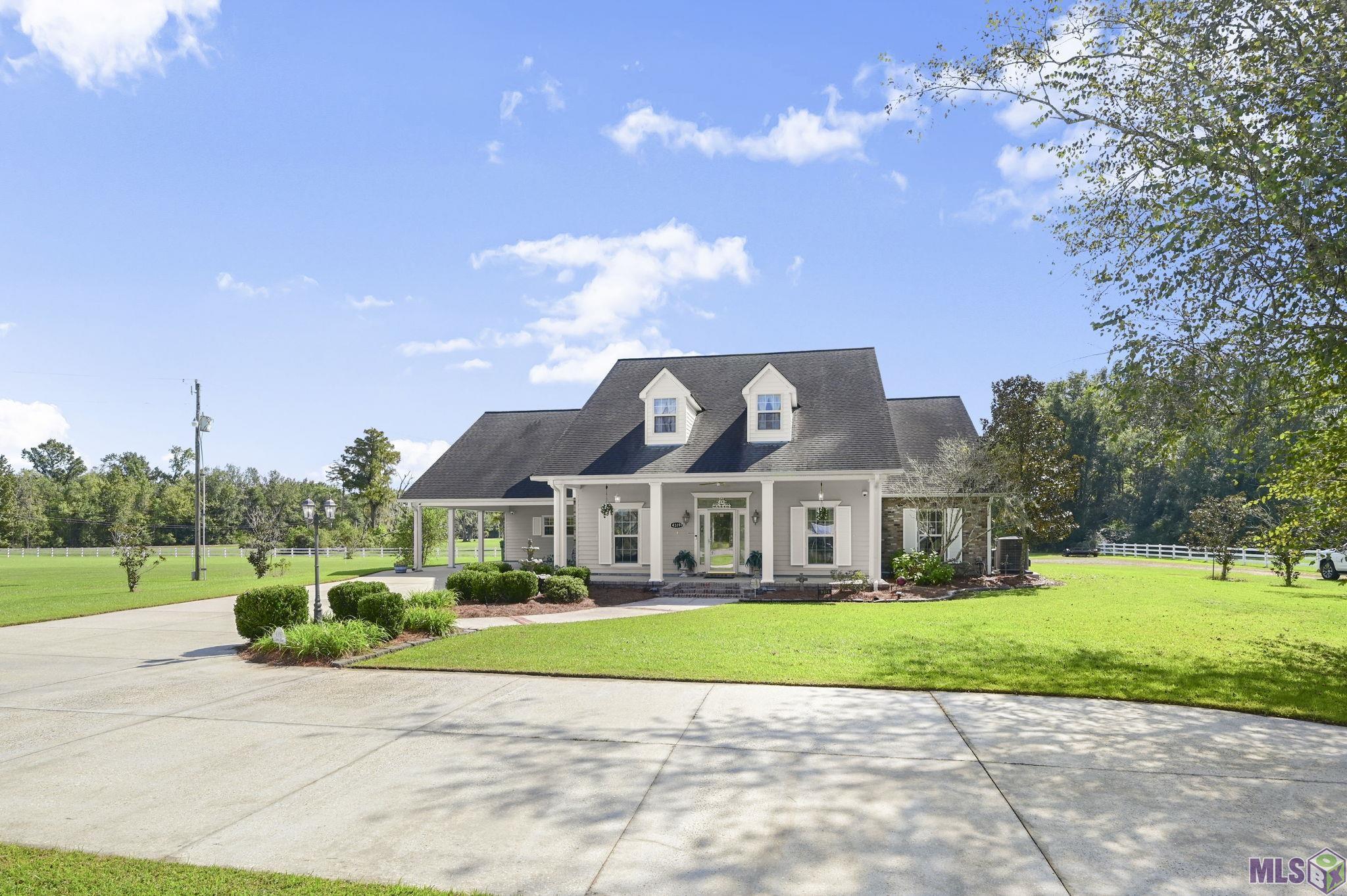 43197 Cannon Road Gonzales, LA 70737 - Photo 2 of 29