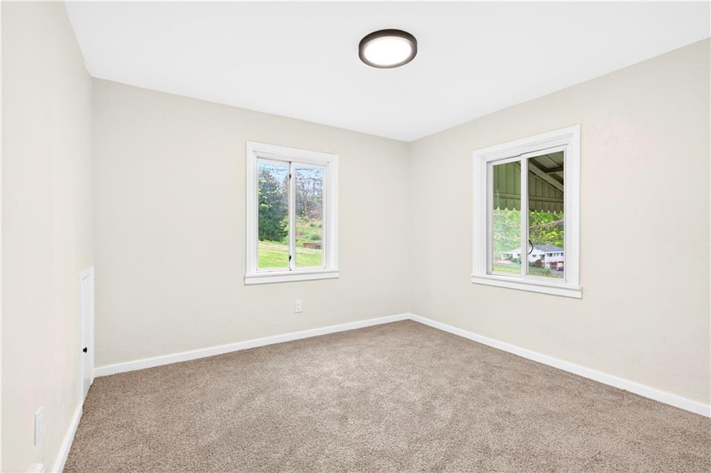 692 Simpson Howell Road Elizabeth, PA 15037 - Photo 33 of 44 Main floor bedroom 3