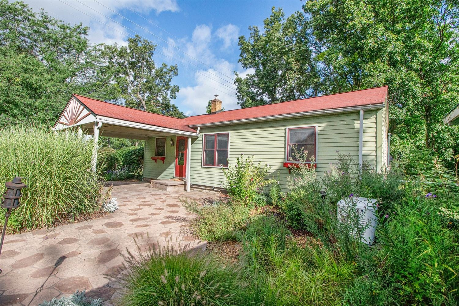 1453 Sunset Road Ann Arbor, MI 48103 - Photo 4 of 19 Photo 4