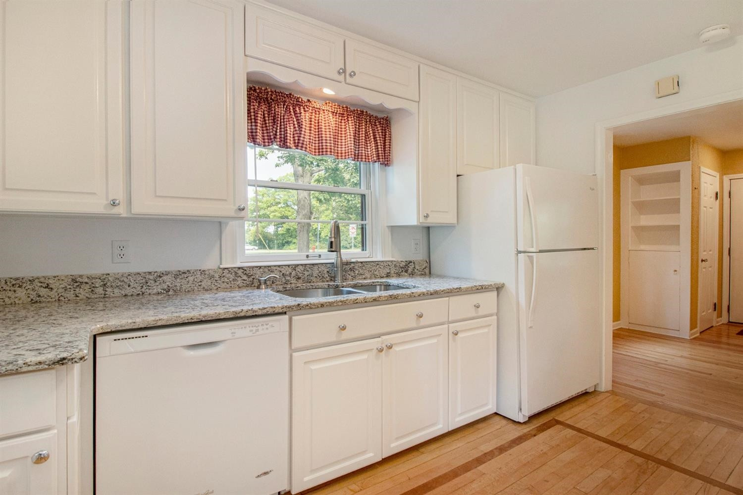 1453 Sunset Road Ann Arbor, MI 48103 - Photo 10 of 19 Photo 10