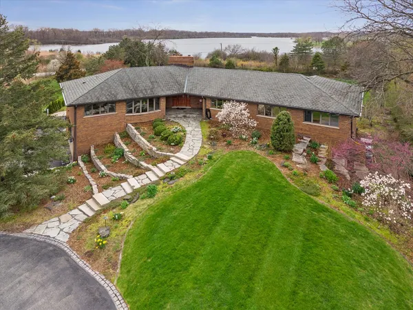 $899,000 | 13124 Blue Heron Drive, Orland Park, IL 60467