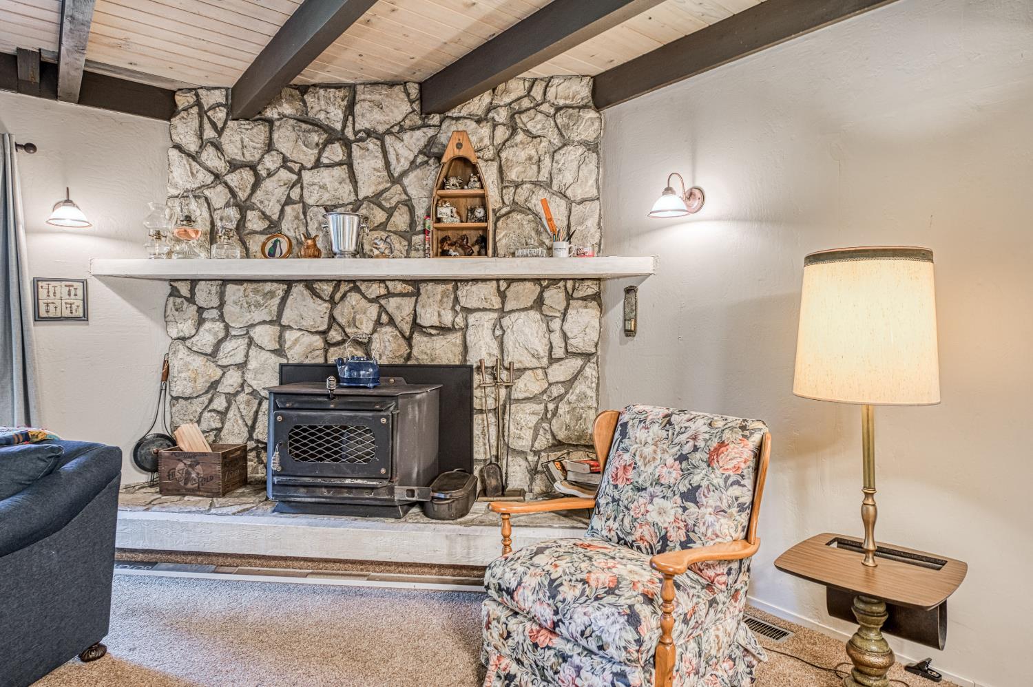 42155 Hanging Branch Road Shaver Lake, CA 93664 - Photo 16 of 49 Gallery Image 16
