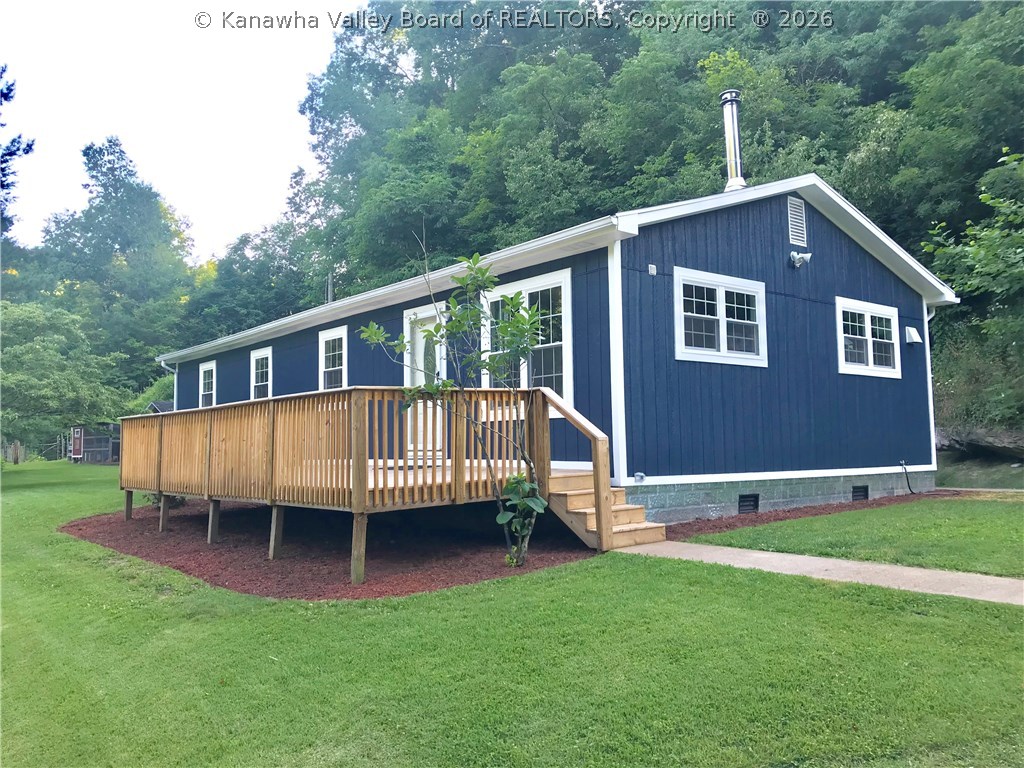 2400 Garretts Bend Road Sod, WV 25564 - Photo 1 of 16 Gallery Image 1