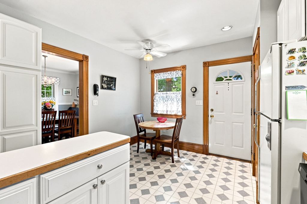 43 Southbourne Road Boston, MA 02130 - Photo 8 of 41