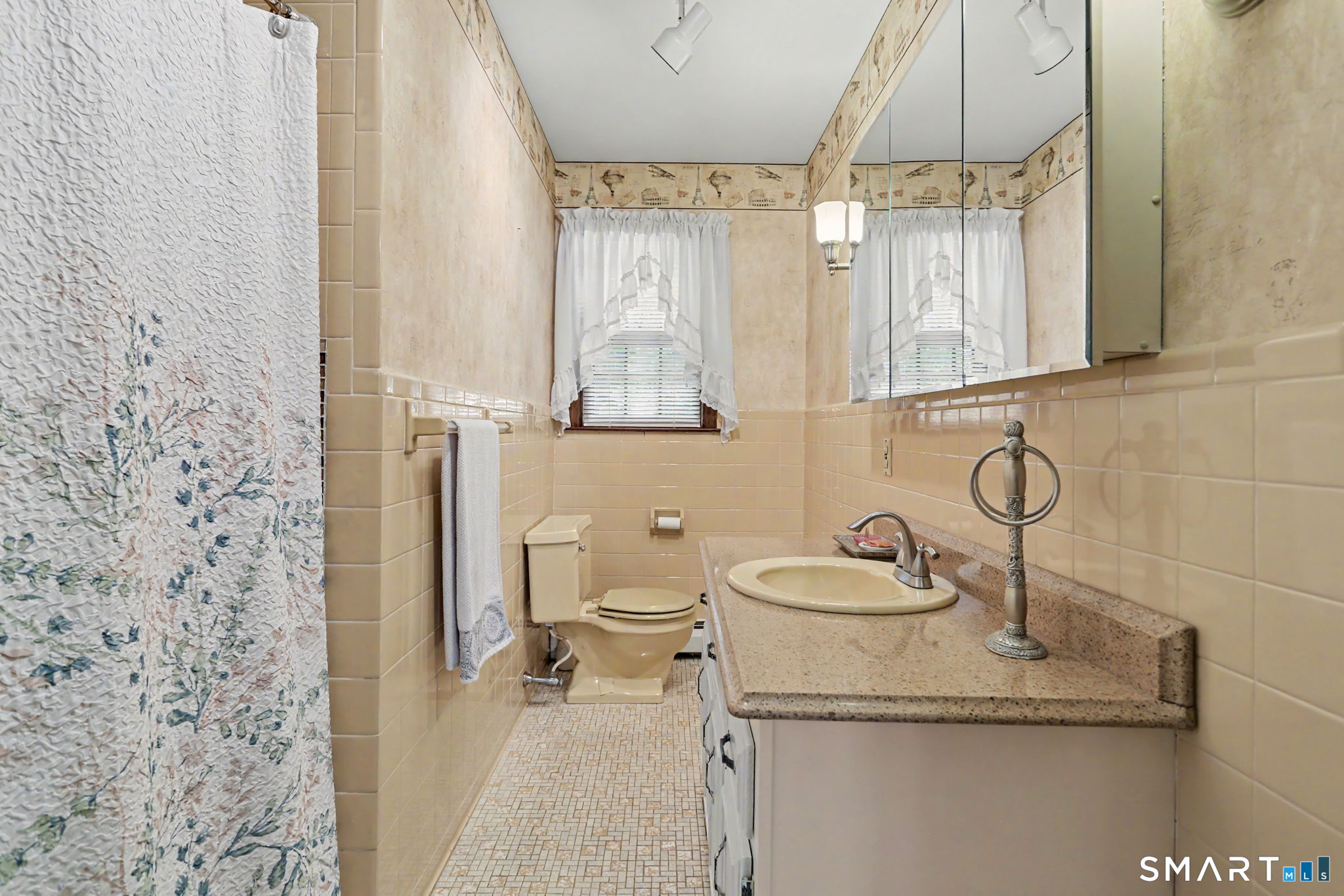 2010 Old Town Road Trumbull, CT 06611 - Photo 22 of 35 Updated fixtures