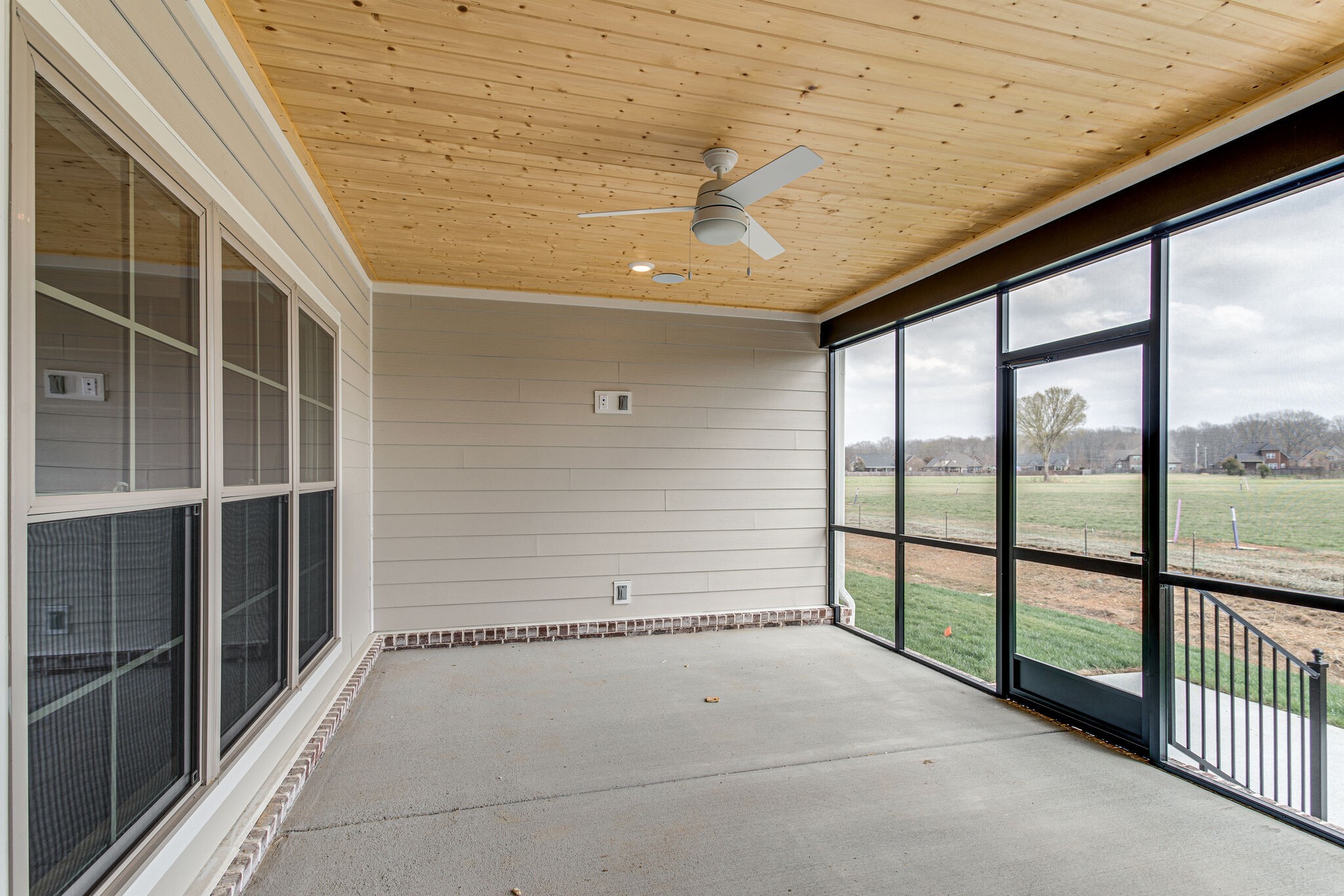 2617 Holly Spring Drive Murfreesboro, TN 37128 - Photo 46 of 50 a view of an empty room with a window