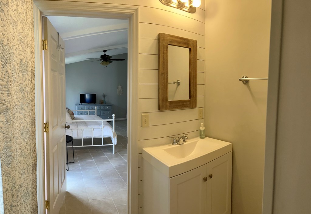 6813 Panstone Drive Columbus, GA 31909 - Photo 18 of 30 Flex Room 1 Bathroom