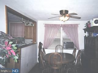 707 Briarcliff Road Upper Darby, PA 19082 - Photo 4 of 6