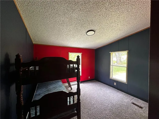 a view of livingroom with furniture