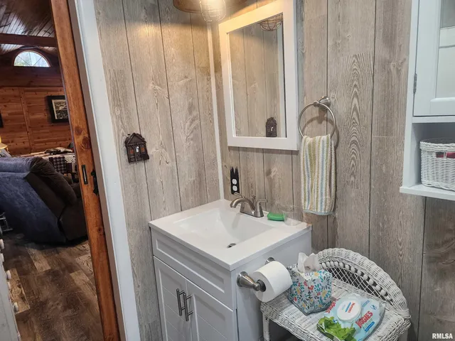 $69,500 | 10 Womack Road, Galatia, IL 62935