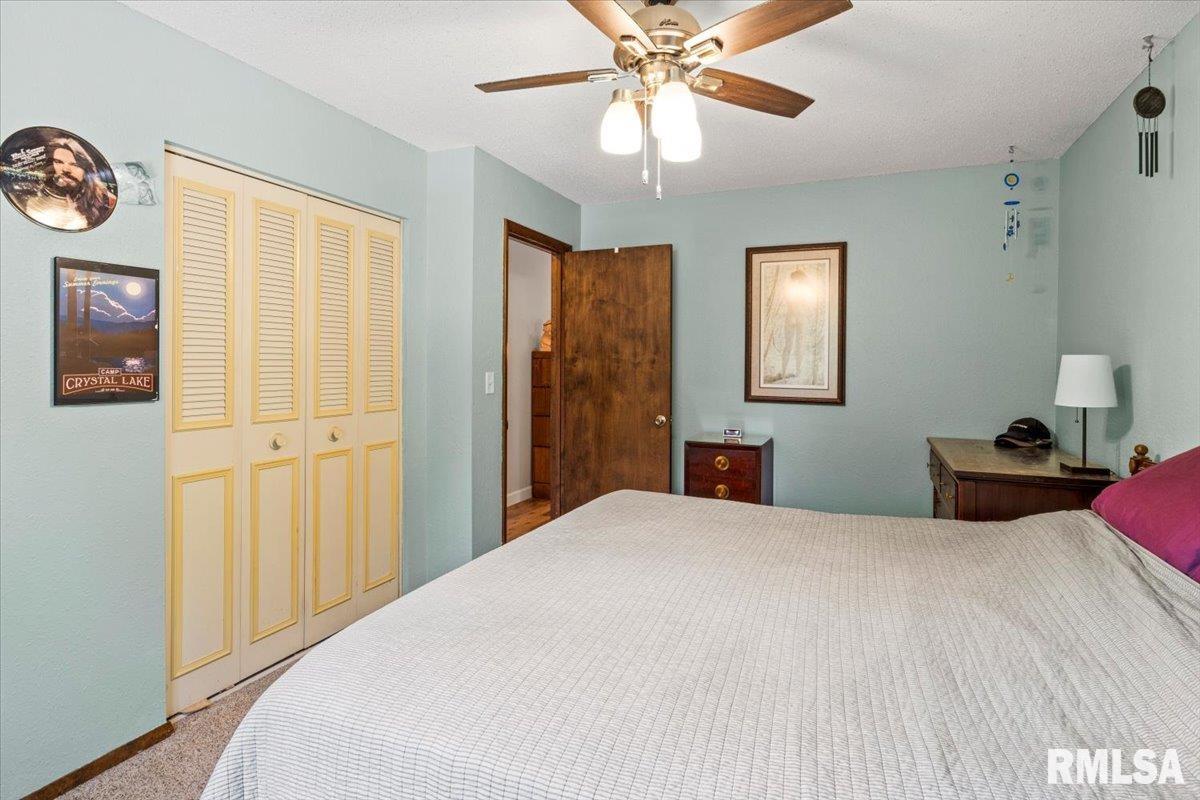 216 Quarterstaff Road Springfield, IL 62704 - Photo 22 of 35 Gallery Image 22