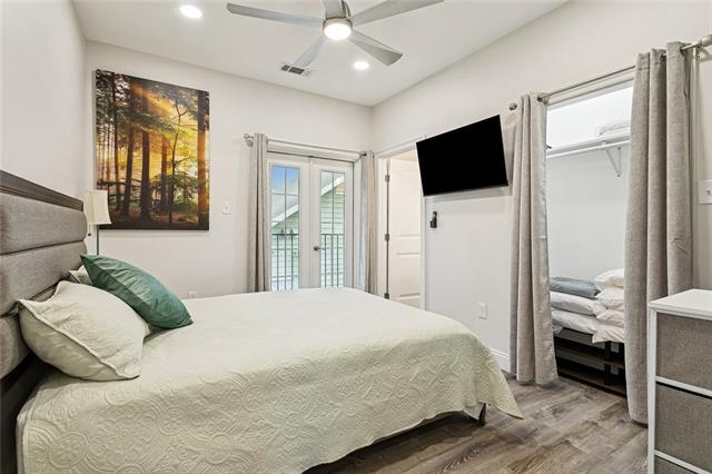 418 Lafitte Street Mandeville, LA 70448 - Photo 10 of 16
