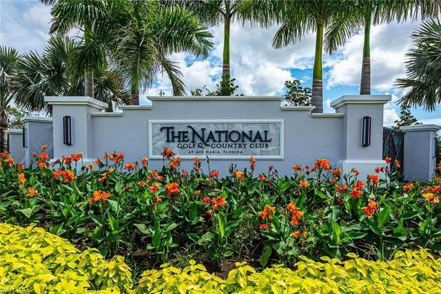 a picture of flowers and flowers