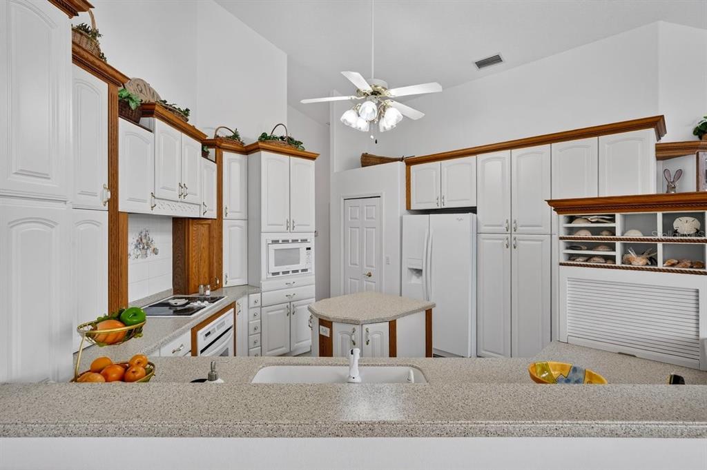 19 Cleveland Court Palm Coast, FL 32137 - Photo 14 of 53