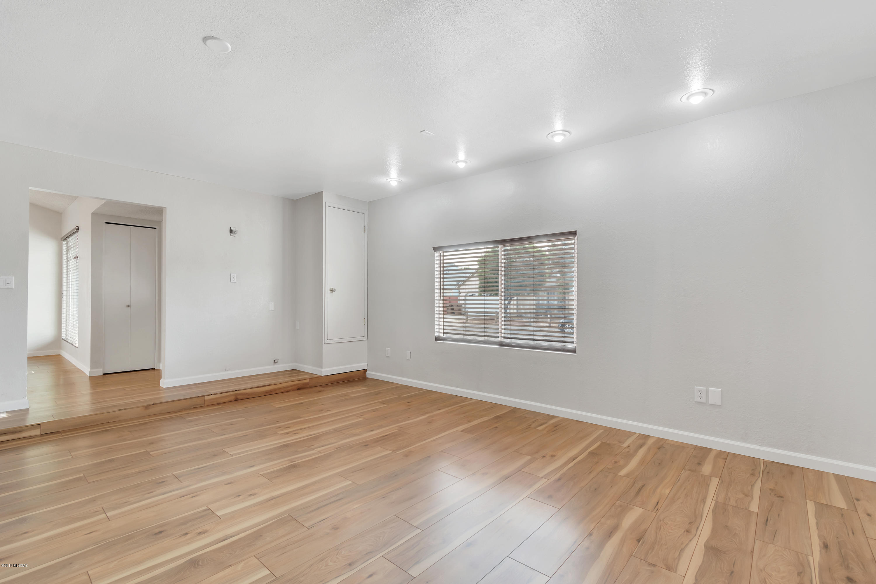 4132 West Treece Way Tucson, AZ 85742 - Photo 8 of 34