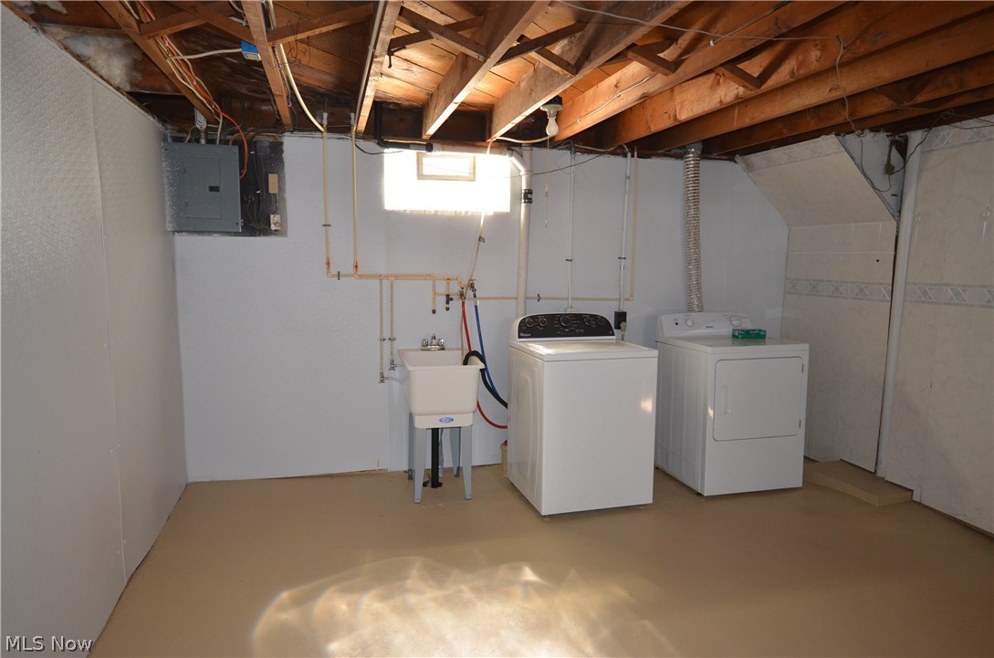 384 Lansing Road Akron, OH 44312 - Photo 20 of 21