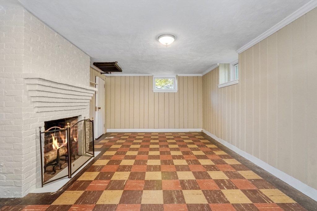 16 Sheffield Road Melrose, MA 02176 - Photo 25 of 33 Gallery Image 25
