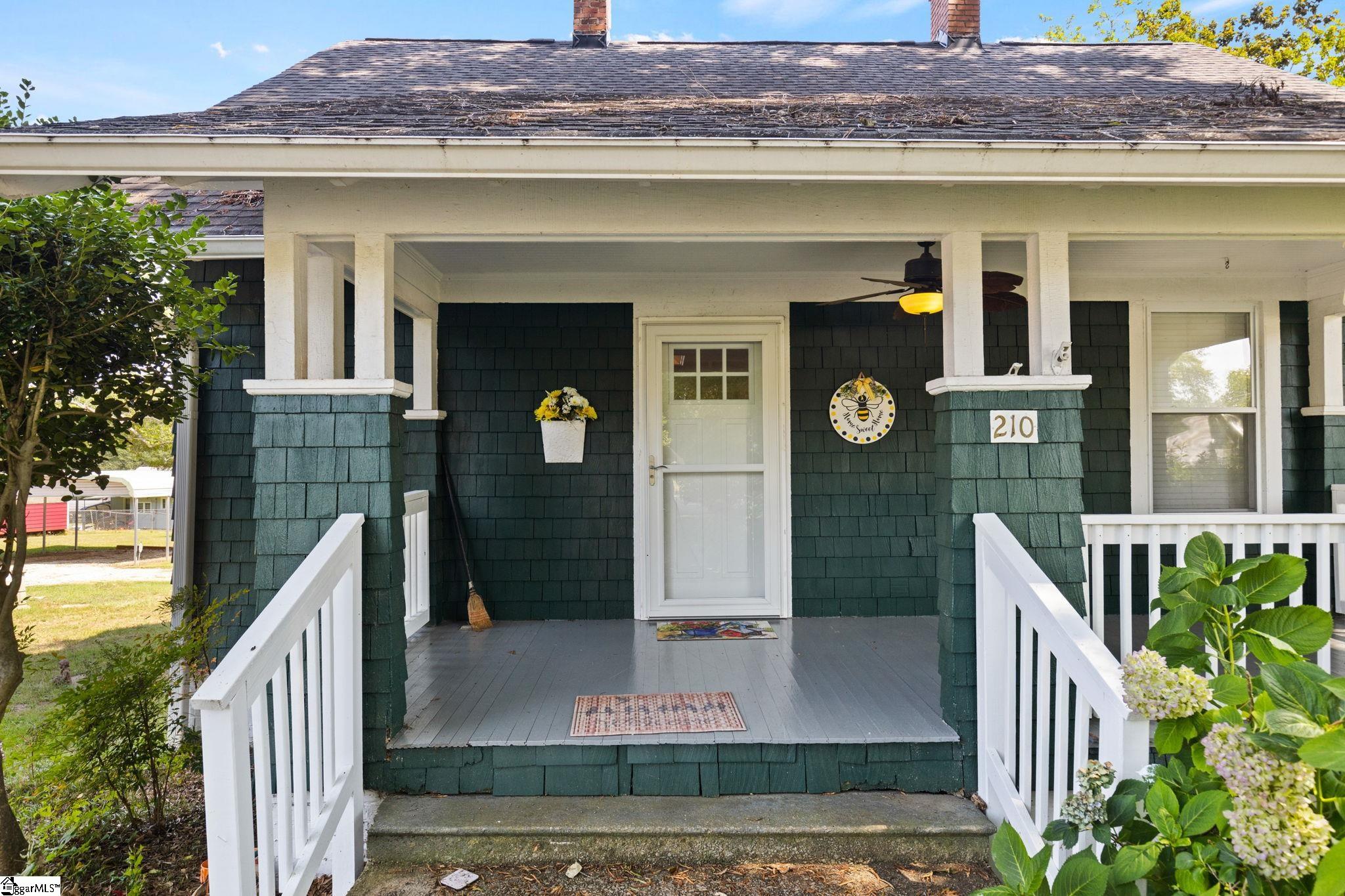 210 Stone Street Pacolet, SC 29372 - Photo 4 of 36