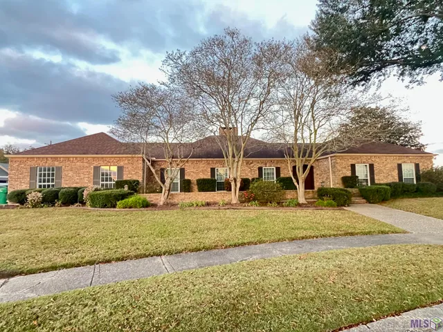 $329,900 | 24685 Edmund Drive, Plaquemine, LA 70764