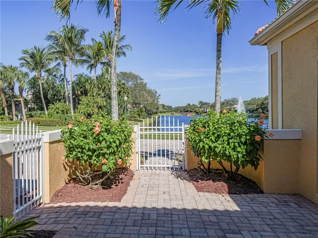 $4,500 | 2135 South Maiden Lane, Vero Beach, FL 32963