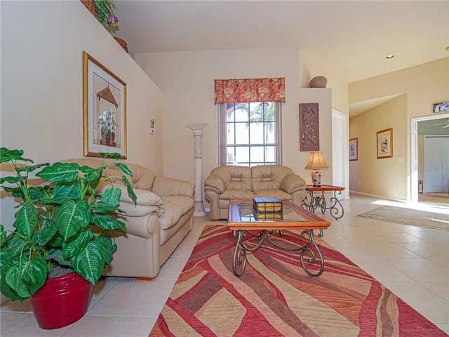 $4,500 | 2135 South Maiden Lane, Vero Beach, FL 32963