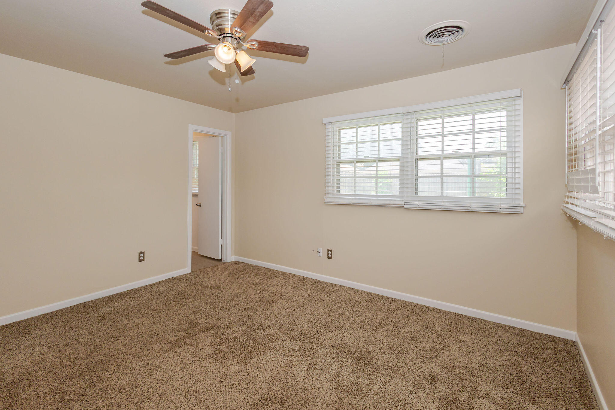4422 28th Street Lubbock, TX 79410 - Photo 40 of 50 442228th-40