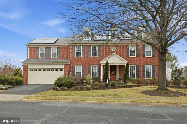$799,000 | 228 Whitney Place Northeast, Leesburg, VA 20176