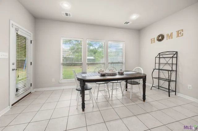 $290,000 | 6729 Royal Oaks Court, Zachary, LA 70791