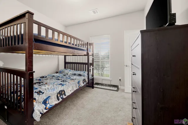 $290,000 | 6729 Royal Oaks Court, Zachary, LA 70791